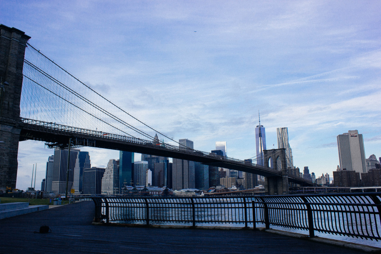 brooklyn bridge park, new york city (with [sharayu](https://www.facebook.com/sharayumahalephotography))
